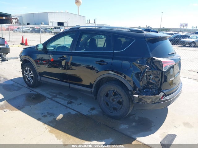 Toyota RAV4 LE 2018 2T3ZFREV5JW433003 Image 3
