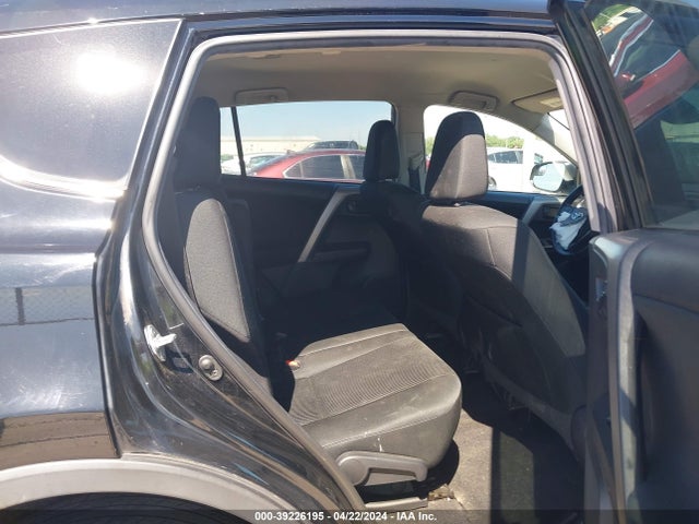 Toyota RAV4 LE 2018 2T3ZFREV5JW433003 Image 8