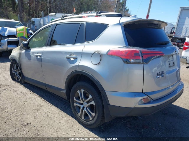 Toyota RAV4 LE 2016 2T3BFREV9GW514211 Image 3