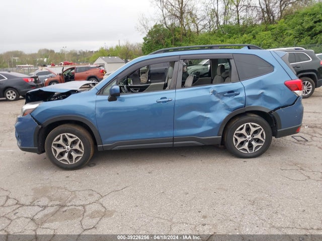 Subaru Forester Premium 2019 JF2SKAGC4KH407169 Image 15