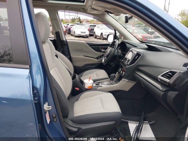 Subaru Forester Premium 2019 JF2SKAGC4KH407169 Image 5