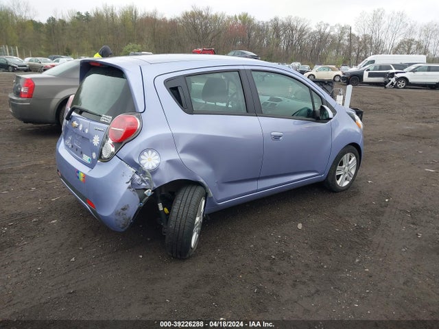 Chevrolet Spark Ls Cvt 2015 KL8CB6S98FC736089 Image 4