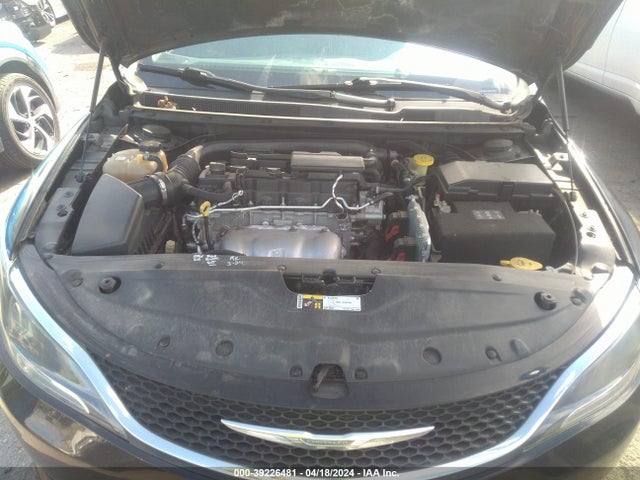 Chrysler 200 Limited 2016 1C3CCCAB9GN165696 Image 10