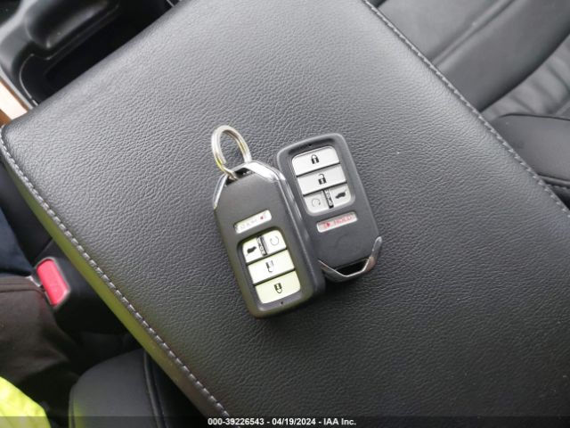 2HKRW1H94LH409334 Honda Cr-v 2wd Touring