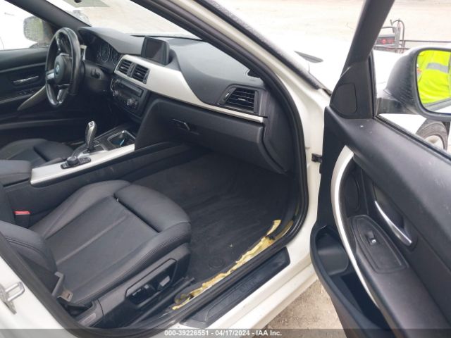 WBA3C3G53ENS71875 BMW 320i Xdrive