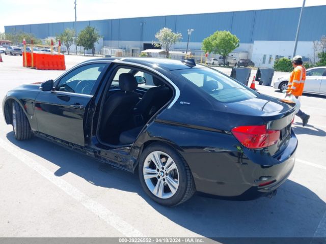 WBA8E1C35HA158837 BMW 330e Iperformance