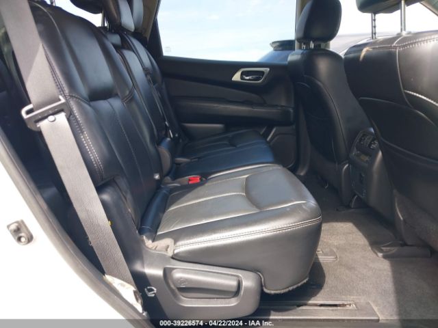 5N1DR2MN9HC657359 Nissan Pathfinder Sl