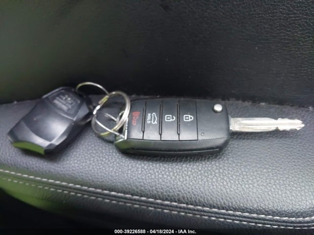 KIA FORTE LX 2017 3KPFK4A75HE029276 Image 11