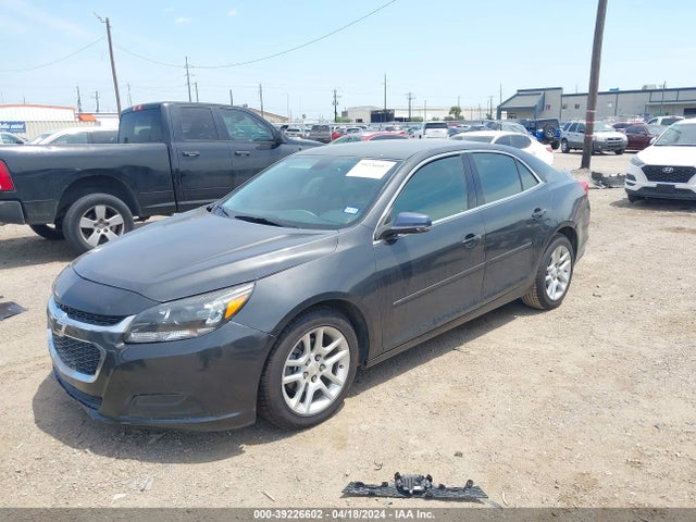 Chevrolet MALIBU 1LT 2015 1G11C5SL4FF275689 Image 2