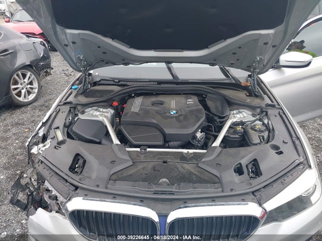 WBAJA7C50KG912426 BMW 530i Xdrive