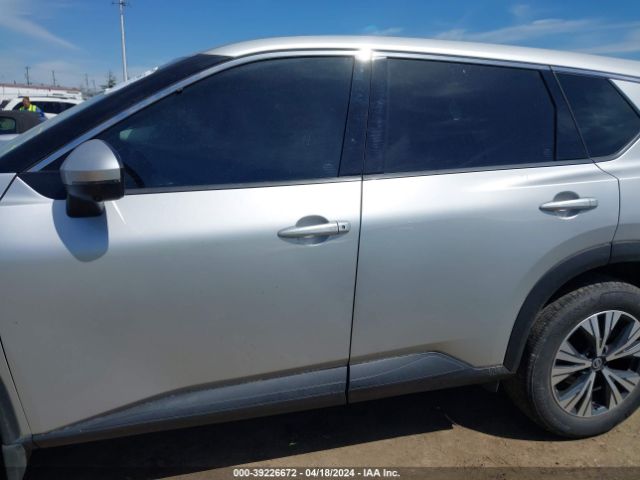 JN8AT3BB9MW216223 Nissan Rogue Sv Intelligent Awd