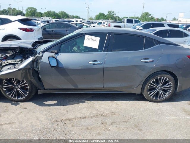 Nissan Maxima 3.5 Platinum 2018 1N4AA6AP0JC364831 Image 14