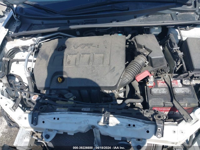 Toyota COROLLA SE 2018 5YFBURHE9JP853411 Image 10