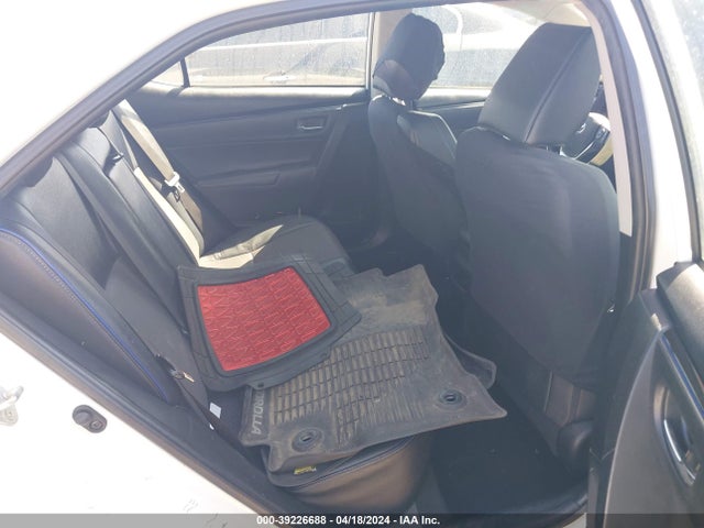 Toyota COROLLA SE 2018 5YFBURHE9JP853411 Image 8