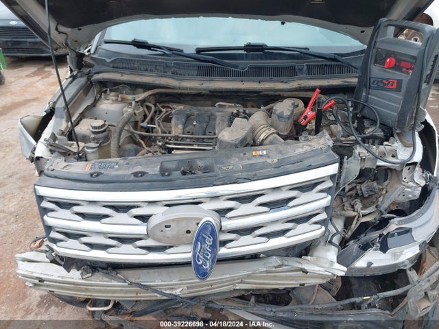 Ford EXPLORER XLT 2018 1FM5K7D83JGB30500 Image 10