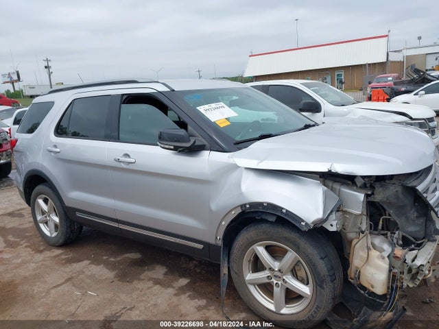 Ford EXPLORER XLT 2018 1FM5K7D83JGB30500 Image 13