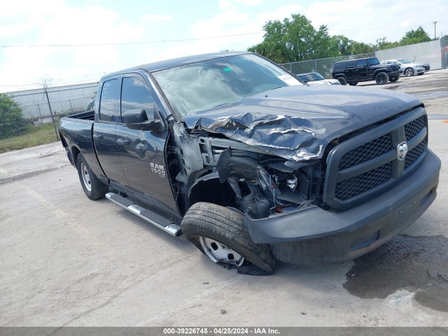 1C6RR6FG5KS722471 RAM 1500 Classic Tradesman Quad Cab 4x2 6'4 Box