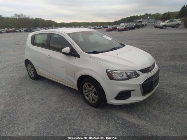 Chevrolet Sonic Lt Auto 2019 1G1JG6SB0K4142404 zdjęcie główne