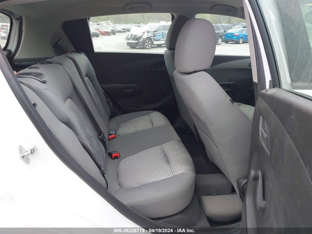 Chevrolet Sonic Lt Auto 2019 1G1JG6SB0K4142404 Image 8
