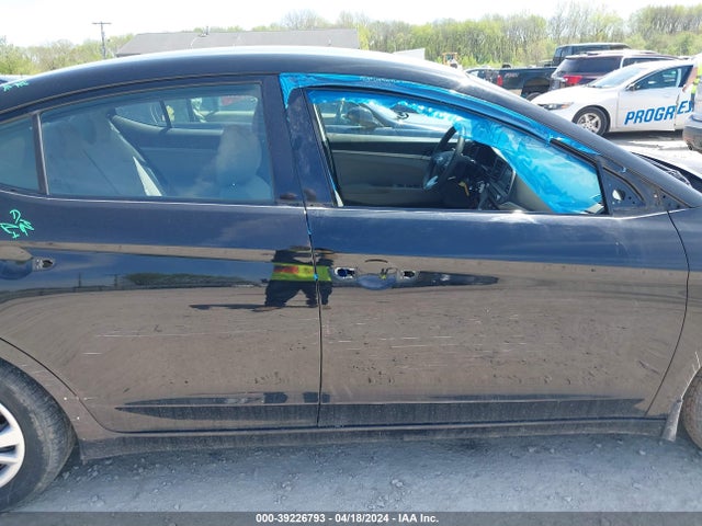 Hyundai ELANTRA SE 2020 KMHD74LFXLU004201 Image 13