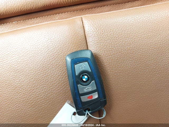 BMW 328i Xdrive 2016 WBA8E3G5XGNU02206 Image 11