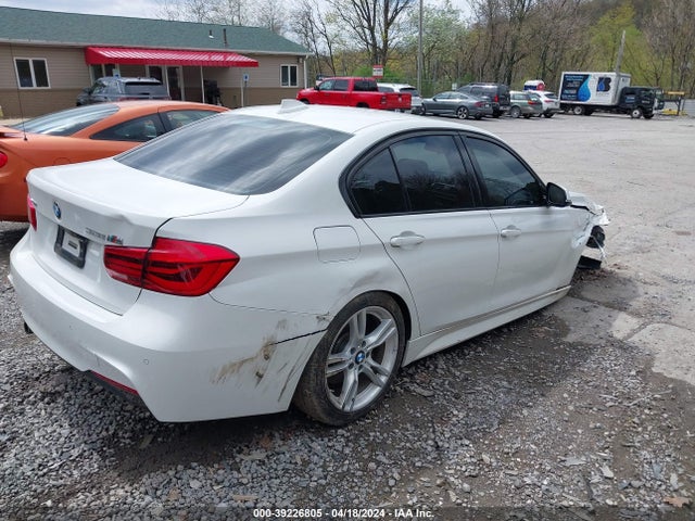 BMW 328i Xdrive 2016 WBA8E3G5XGNU02206 Image 4