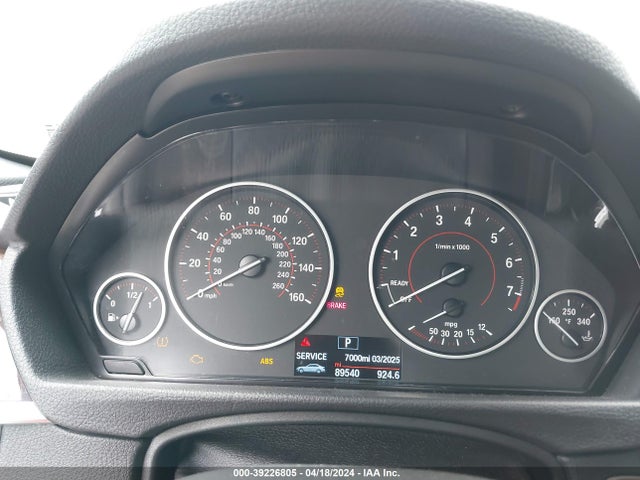 BMW 328i Xdrive 2016 WBA8E3G5XGNU02206 Image 7