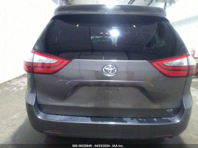 Toyota Sienna Le 8 Passenger 2017 5TDKZ3DC5HS831085 Image 17