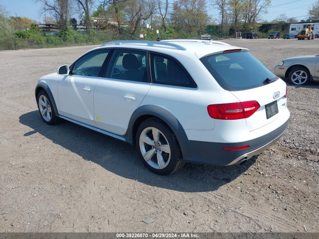 WA1UFAFL0EA149754 Audi Allroad 2.0t Premium