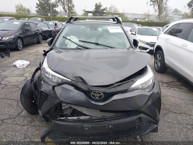 Toyota C-HR LE 2020 JTNKHMBX7L1068731 Image 12