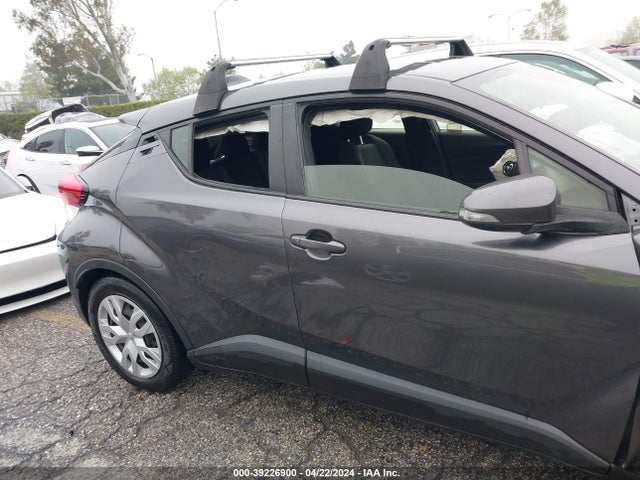 Toyota C-HR LE 2020 JTNKHMBX7L1068731 Image 17