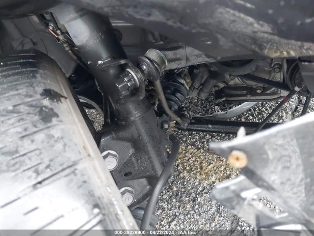 Toyota C-HR LE 2020 JTNKHMBX7L1068731 Image 18