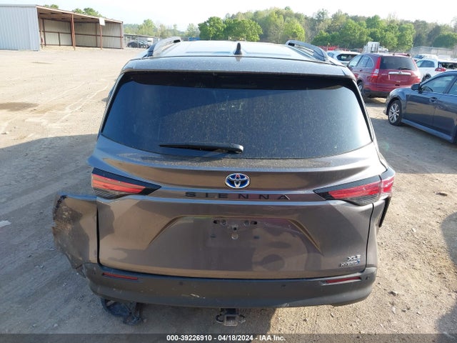 Toyota SIENNA XLE 2022 5TDJRKEC4NS134751 Image 17