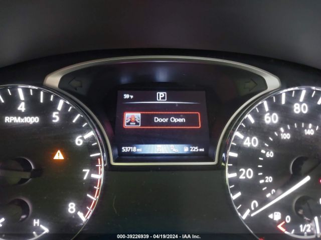 5N1DR2MN8JC615187 Nissan Pathfinder Sl