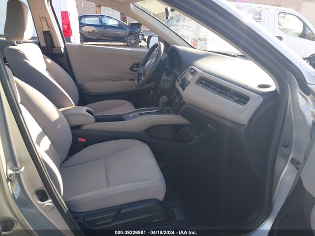 Honda HR-V LX 2016 3CZRU5H36GM739771 Image 5