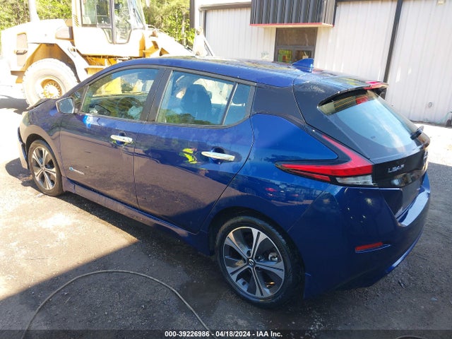 Nissan LEAF SV 2018 1N4AZ1CP3JC307449 Image 3