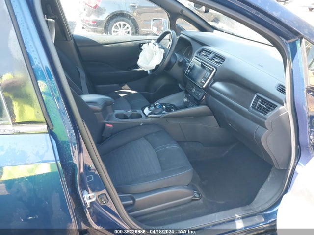 Nissan LEAF SV 2018 1N4AZ1CP3JC307449 Image 5