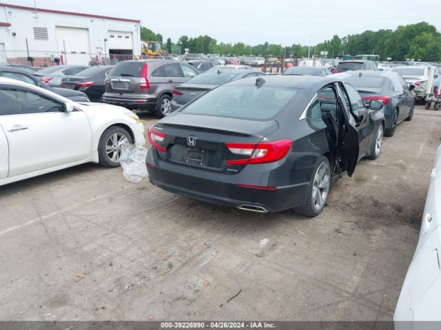 1HGCV1F94JA121895 Honda Accord Touring