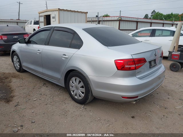 3VW2K7AJXFM249640 Volkswagen Jetta 2.0l S