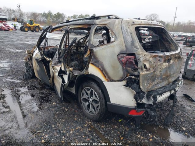 JF2SKAEC0PH545737 Subaru Forester Premium