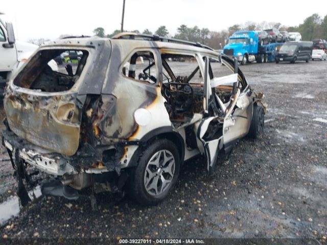 JF2SKAEC0PH545737 Subaru Forester Premium
