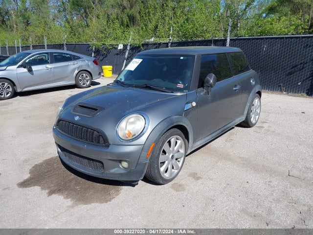 2008 MINI COOPER S WMWMF73578TV38430 Photo 1
