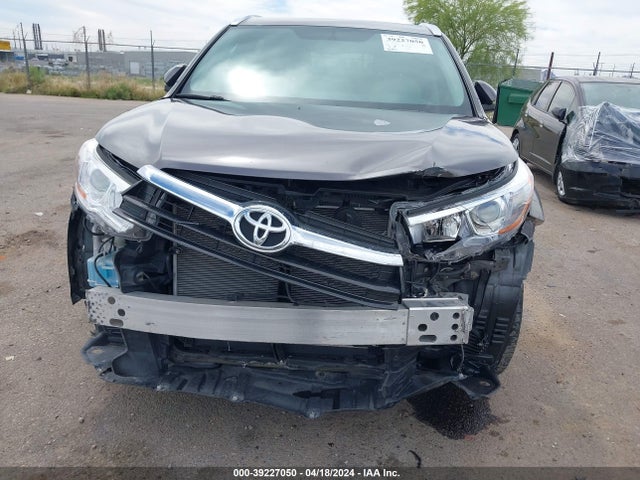 Toyota Highlander Xle V6 2016 5TDKKRFH0GS147690 Image 13