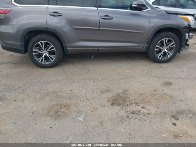 Toyota Highlander Xle V6 2016 5TDKKRFH0GS147690 Image 14