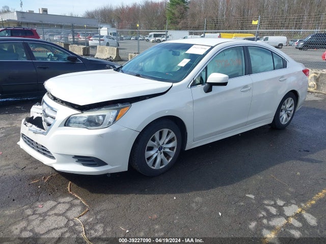 Subaru Legacy 2.5i Premium 2015 4S3BNAC67F3056928 Image 2