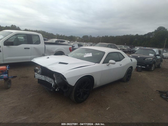 Dodge Challenger Sxt 2018 2C3CDZAG3JH255518 Image 2