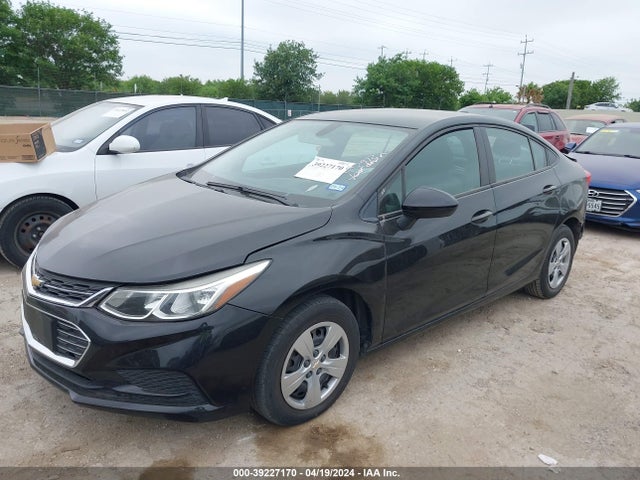 Chevrolet Cruze Ls Auto 2018 1G1BC5SM2J7139917 Image 2