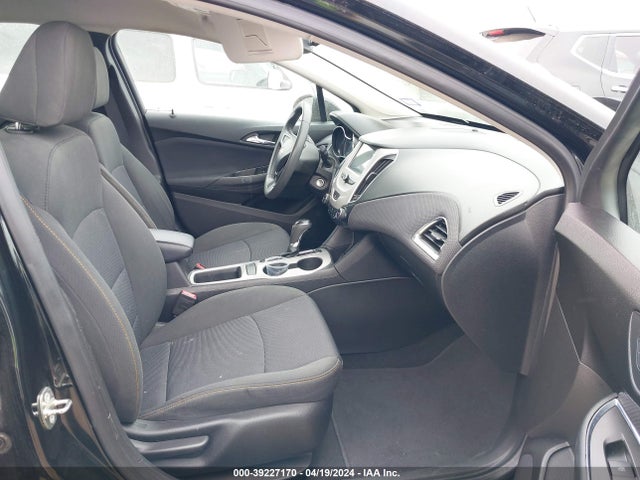 Chevrolet Cruze Ls Auto 2018 1G1BC5SM2J7139917 Image 5