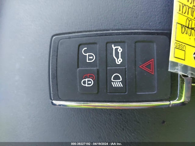 2020 JAGUAR E-PACE SADF12FX7L1015282 Photo 10