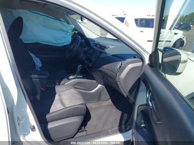 Nissan ROGUE SV 2018 JN8AT2MT5JW457708 Image 5